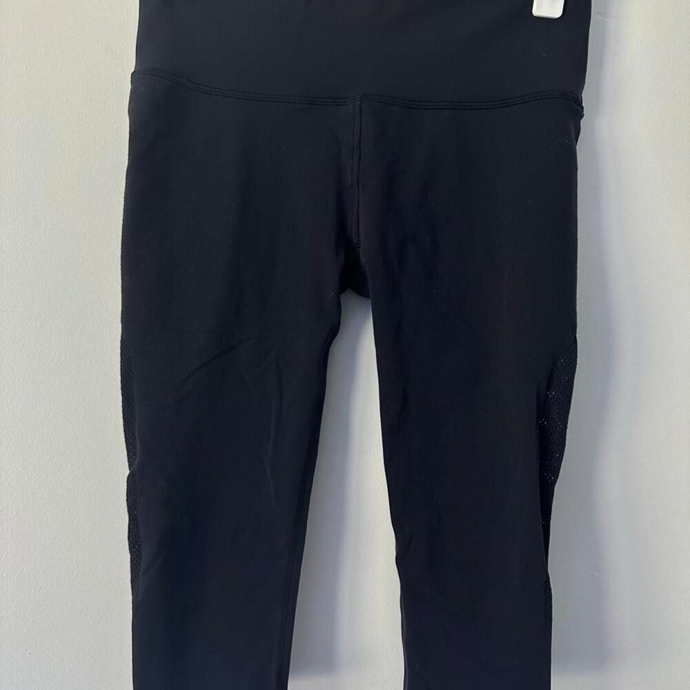 Lululemon Black Mesh Panel Crop Capri Leggings Black Women 6